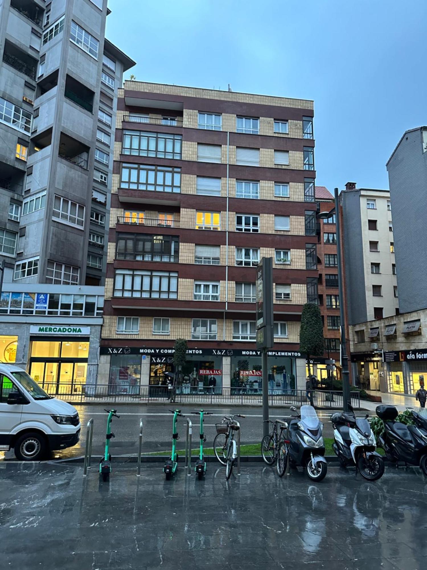 Apartamento Piso Grande Reformado Y Centrico Oviedo